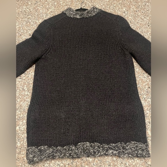 CHANEL VINTAGE 🌟CARDIGAN TWEED SWEATER; LIKE NEW - Picture 6 of 16